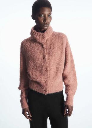 Приталений кардиган cos