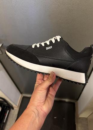 Кросівки жіночі dkny
