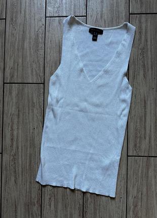 Біла майка машинної вязки