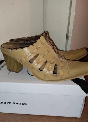 Туфлі 39-40 розмір