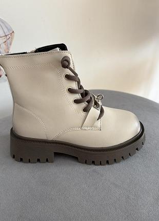 Демісезонні ботинки для дівчаток 🥰