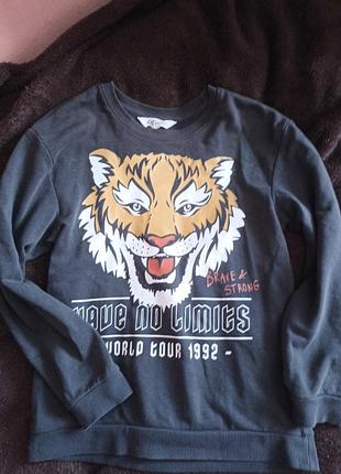 Одяг на 140 росту