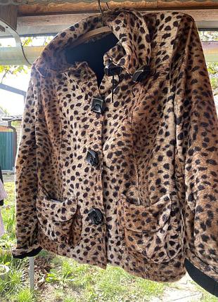 Курточка леопардова