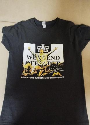 Продам футболка weekend offender размер s подойдет на м