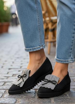 Жіночі туфлі,натуральні осінні великі лофери,італія,р.42