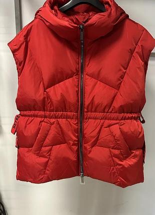 Брендовий жилет hetrego p.42