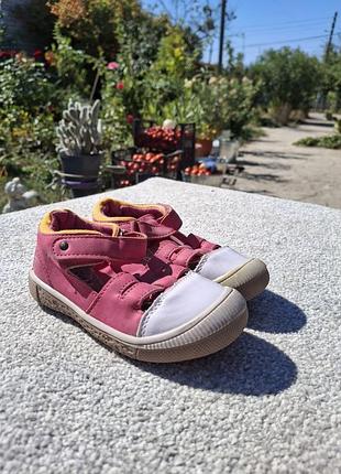 Детские кеды