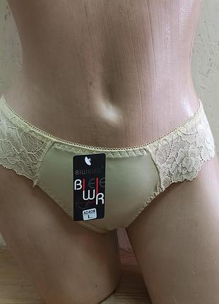 Трусики бразилки женские бежевые с кружевом