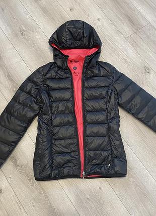 46nord жіноча пухова куртка s