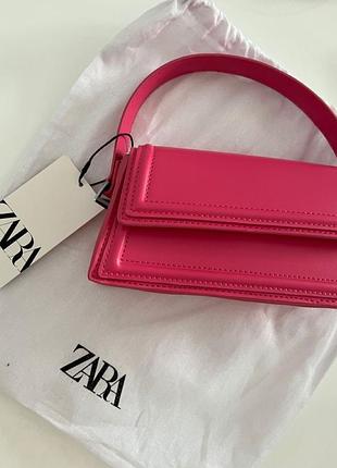 Яскрава міні сумка zara