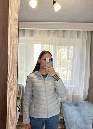 Легка дута жіноча пухова куртка