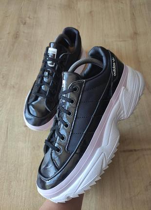 Крутые женские кроссовки  adidas, оригинал , р.40,5