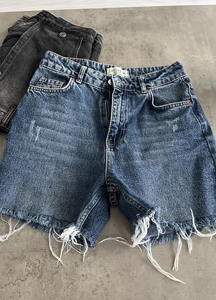 Шорти жіночі