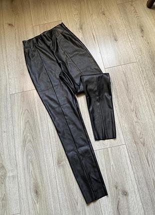 Гарні легінси чорні екошкіра с8