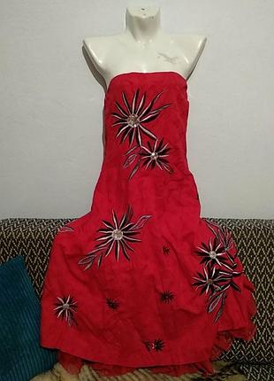 Красное платье с черными цветами с паеткой италия