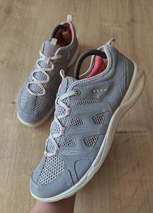 Стильные женские кроссовки  ecco , р.39.