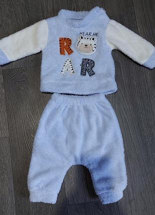 Теплый костюм махровый