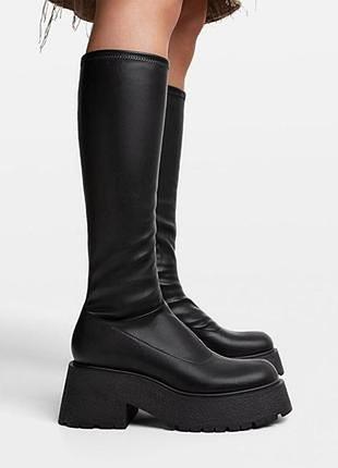 Нові чоботи stradivarius