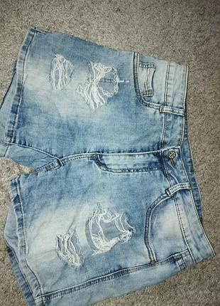 Шорты женские