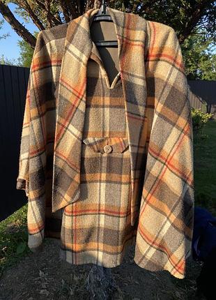 Женское пальто пончо