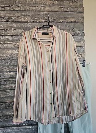Рубашка в разноцветную полоску