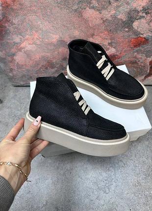 Черевики з чорної шкіри з шимером колір на вибір