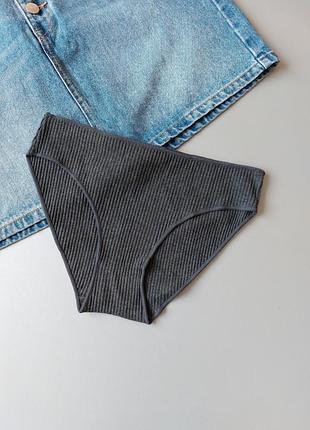 Эластичные слипы в рубчик