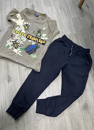 Спортивній штани і футботка 122 р