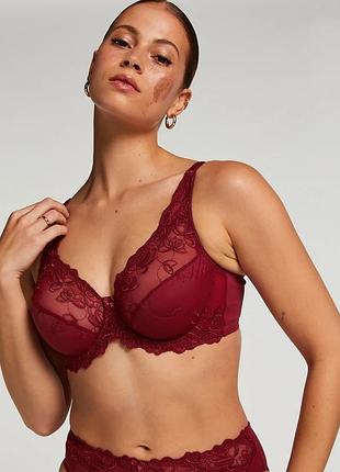 Шикарний бюстгальтер винного кольору hunkemoller 80e