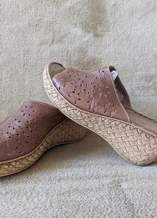 Кожаные туфли сабо на подъеме mushulu