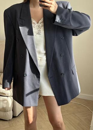 Фиолетовый двубортный пиджак из мужского плеча оверсайз