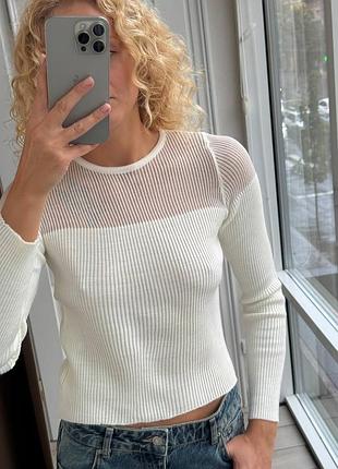 Джемпер з напівпрозорою вставкою