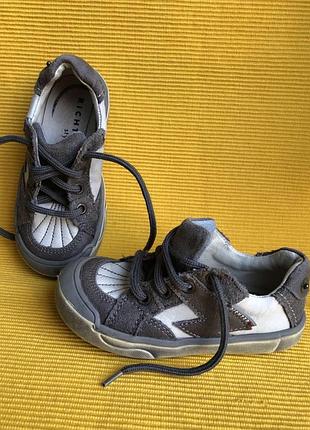 Стильные кроссовки, фирмадурера&gt;