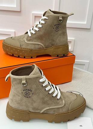 Натуральні замшеві черевики ерм бежеві люкс