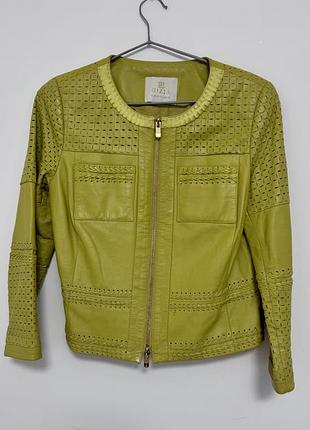 Шкіряна коротка курточка gizia