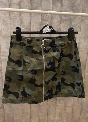 Спідниця джинсова хакі мілітарі з блискавкою h&m — розмір m