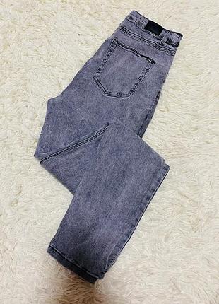 Графітові джинси скіні