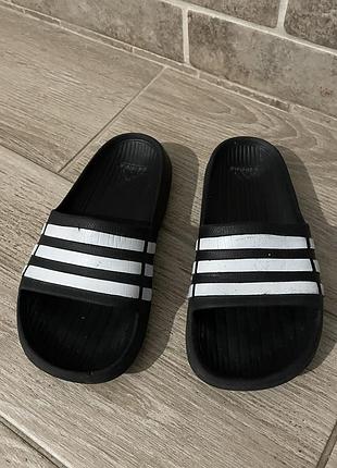 Шлепанцы фирменные, оригинал