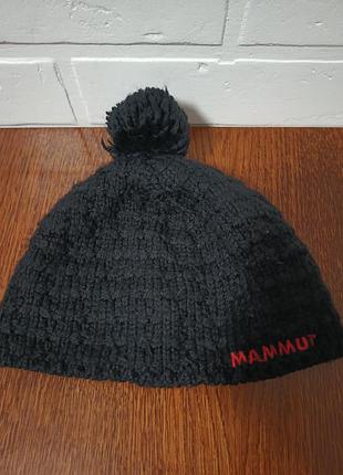 Зимняя шапка mammut