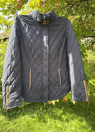 Курточка розмір м
