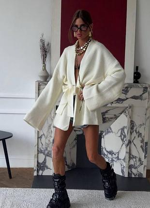 Кардиган в цветах, базовый теплый