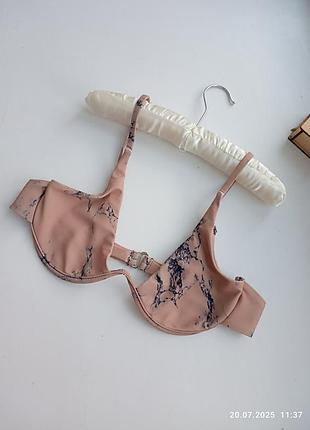 Верх от купальника на косточка, без пуш-апа.