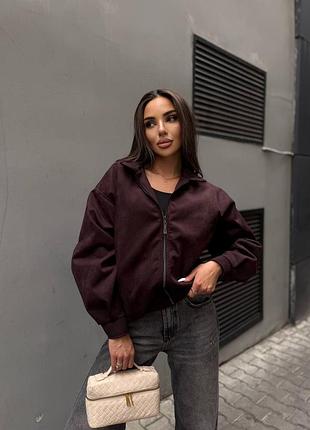 Замшевый бомбер оверсайз с карманами шоколад, женская куртка бомбер на осень с воротником, 070