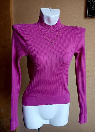 Свитер фуксия водолазка рубчик