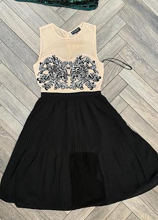 Ефектна сукня