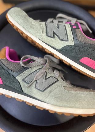 Серые с розовым кроссовки new balance