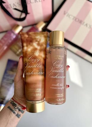 Спрей та лосьйон для тіла cozy vanilla cashmere victoria’s secret