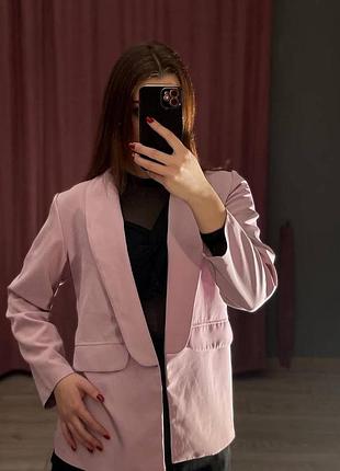 Піджак ніжно рожевий