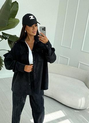 Стильний вельветовий костюм двійка сорочка на кнопках оверсайз та прямі брюки вільного крою на високій посадці