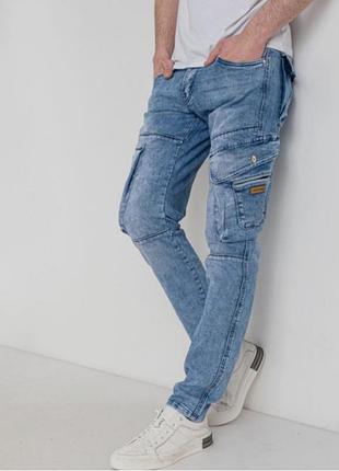 Чоловічі прямі сині джинси з карманами